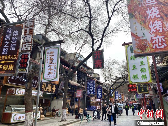 西安餐饮业“重启”堂食人气渐复