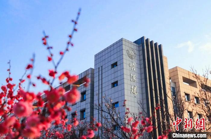 山东高校春花开满园静候学子归