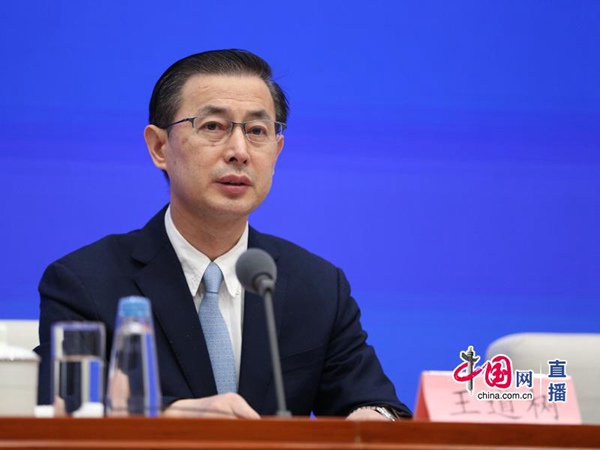 国家税务总局：今年1-2月份全国减税降费共计4027亿元