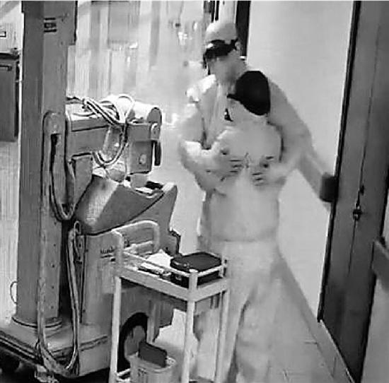 好像又谈了回恋爱 浙江“蒙面拥抱”夫妻回归日常