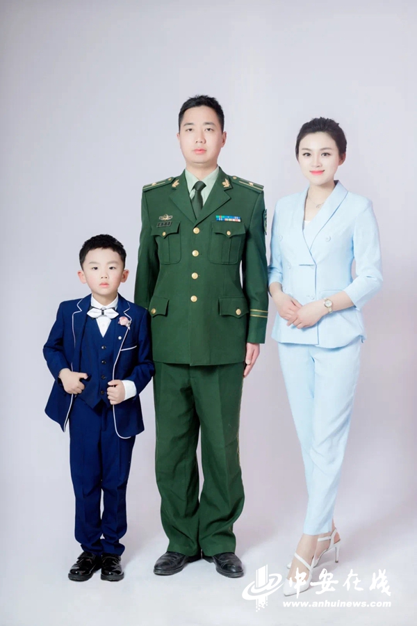 【特写】武警和记者的爱情故事：理解和支持是最浪漫的事