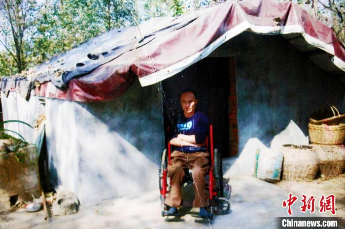 安徽霍邱“电商达人”吴命鹏：身残志坚勇创业