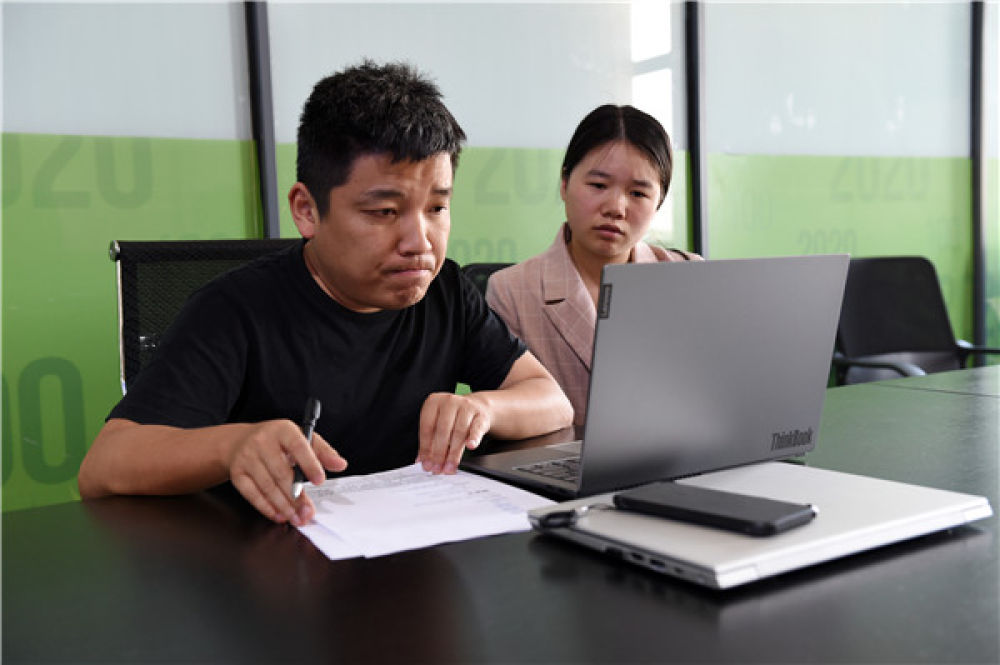 不惧风雨 危中寻机——安徽“90后”创客们的筑梦空间