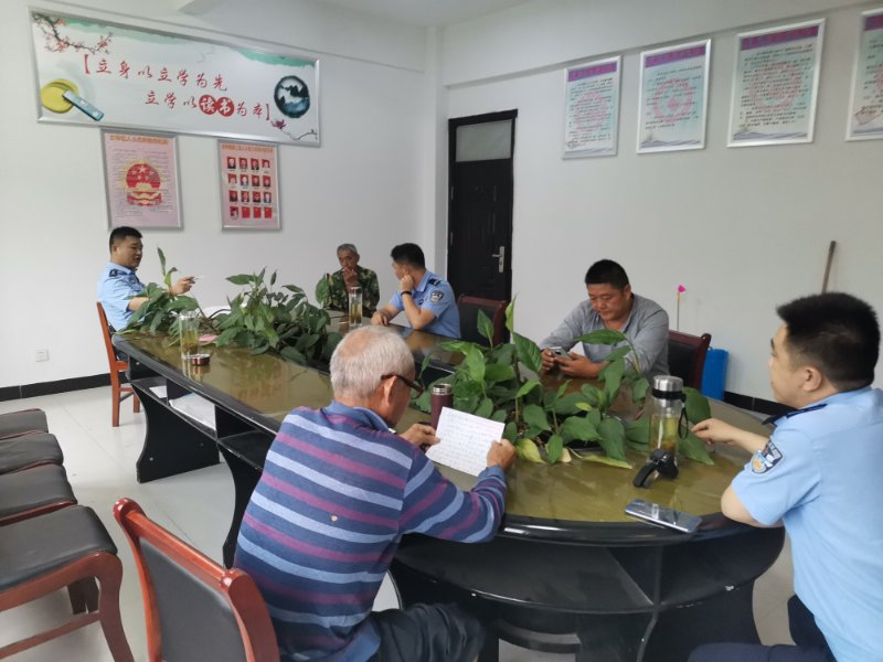 建房受阻扰，金寨县麻埠派出所民警耐心劝解化纷争