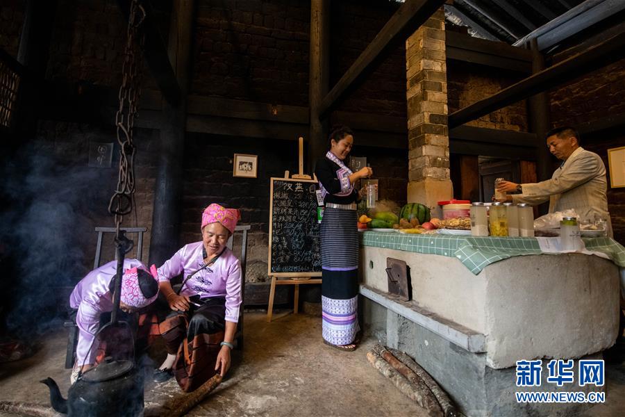 脱贫攻坚｜她把大山里的生活，过成“诗和远方”