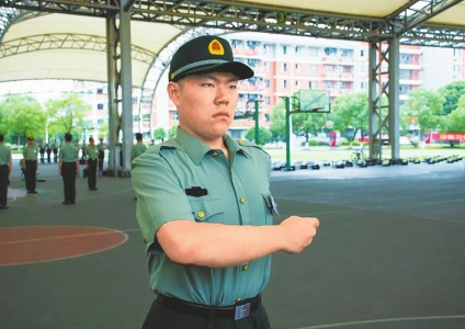 好励志！小伙500多天减重128斤考上军校圆梦