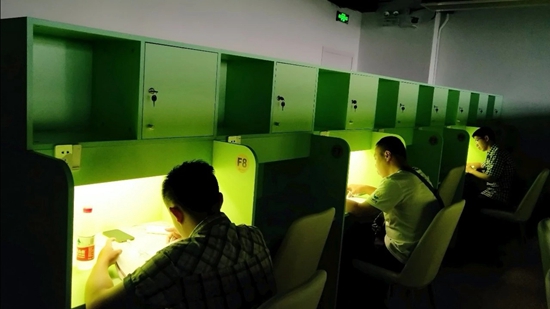 付费自习室——那些小格子里的扩张梦