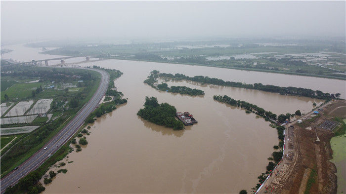百万群众大转移——抗洪抢险救援直击