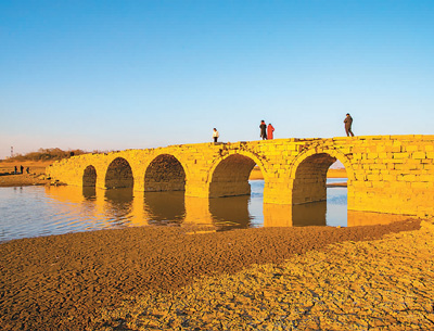 网红打卡地如何长“红”？