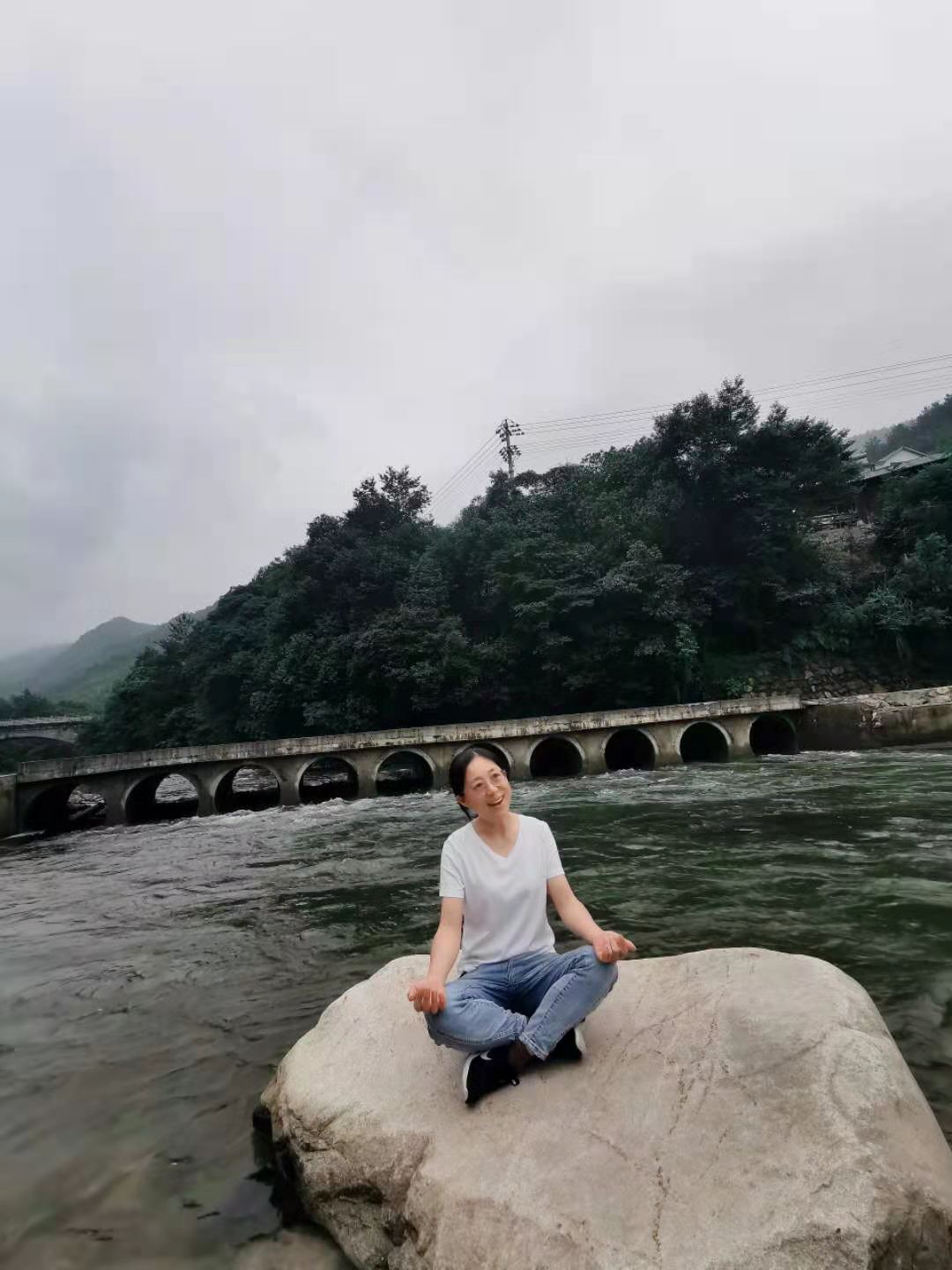 漫水河镇：“迎三八节特别活动·看我24变”之寻找最美的你