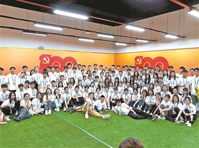 舞蹈学院在校生揭秘《伟大征程》演出三个月封闭训练的幕后故事