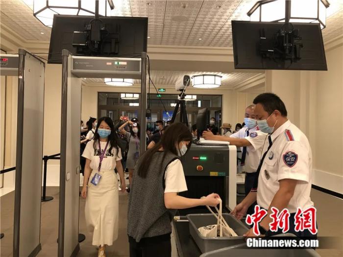 点击进入下一页