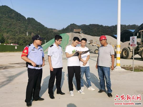 霍山县漫水河镇：强化安全迎“两节”