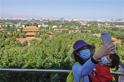 北京国庆7天接待游客超861万人次 冬奥线路受青睐