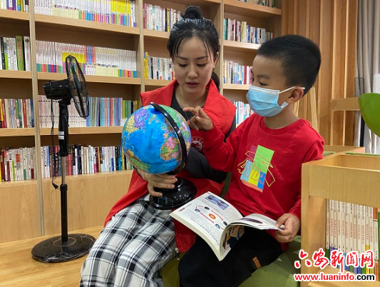 三里桥街道阳光社区新时代文明实践站开展科普教育活动