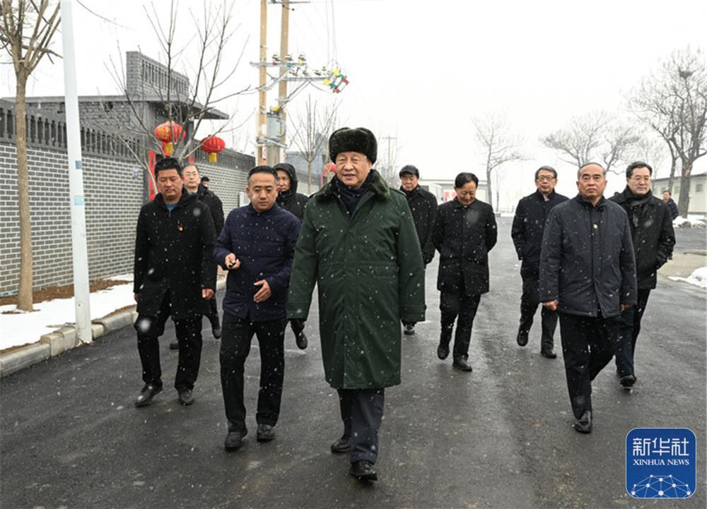 习近平春节前夕赴山西看望慰问基层干部群众 向全国各族人民致以美好的新春祝福