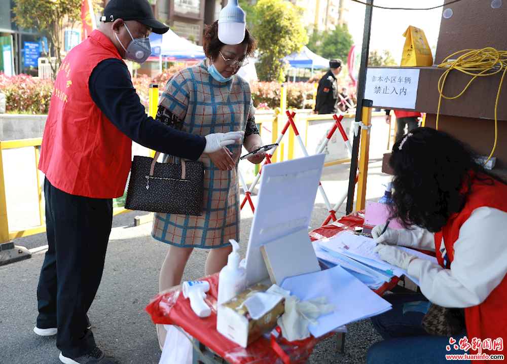 战“疫”亲兄弟 上“阵”夫妻兵