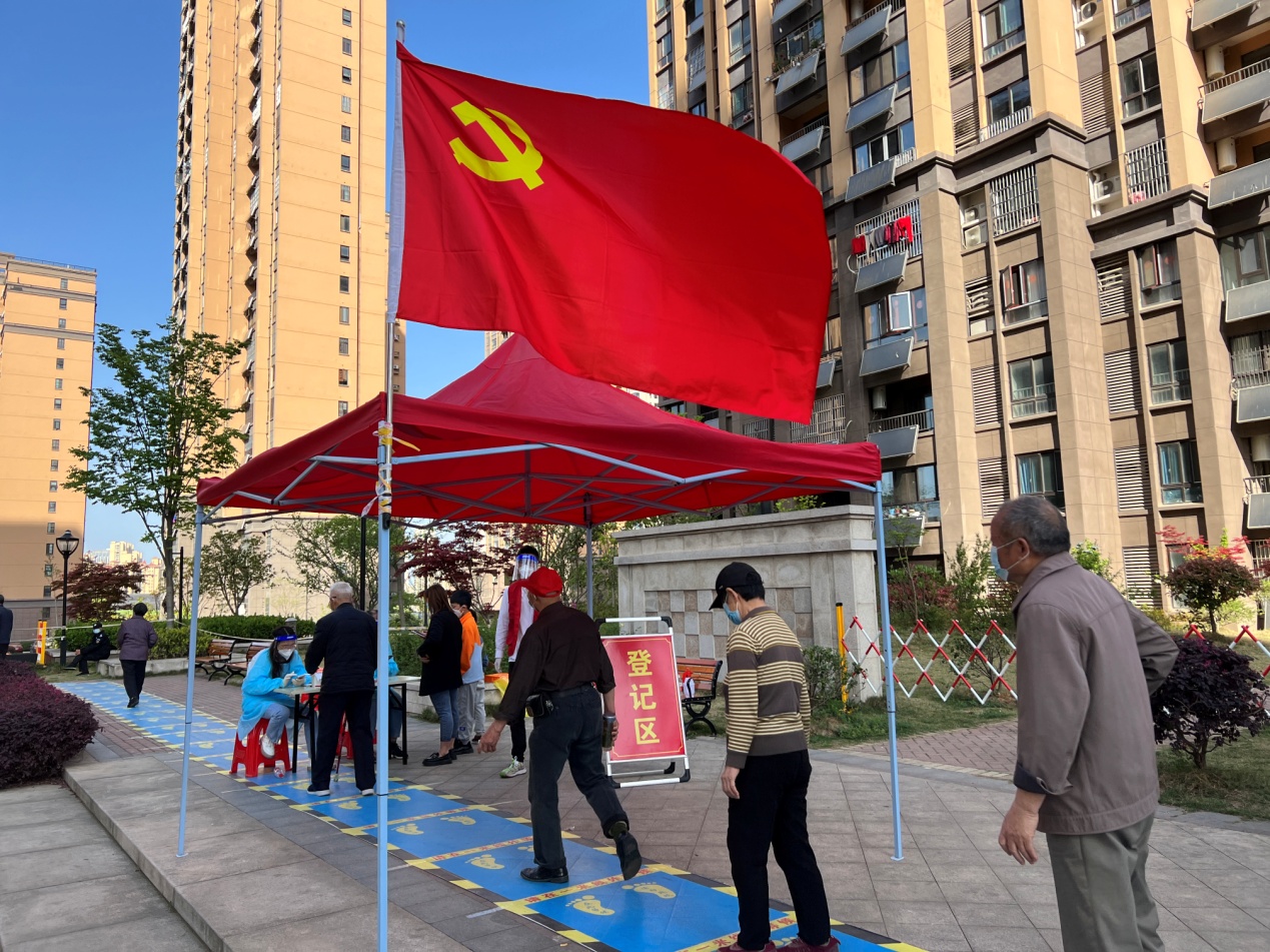 淠河社区：党建引领 携手并肩 凝聚“疫”线力量