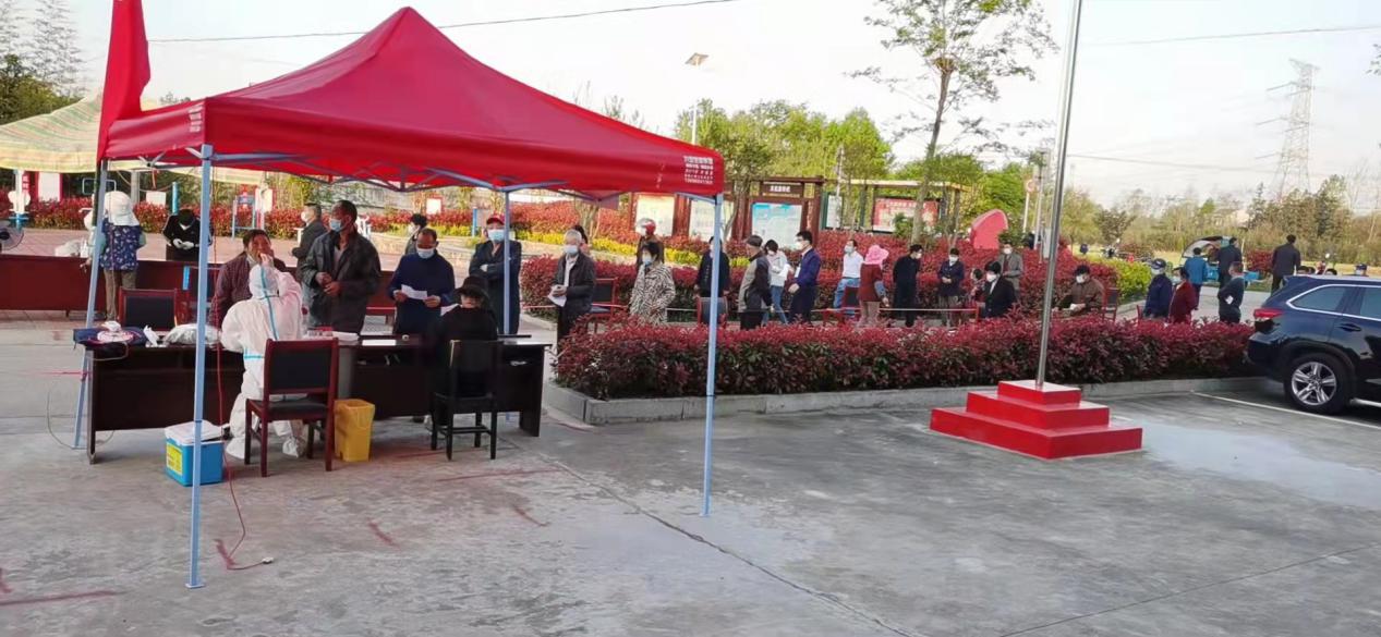 一心为民好书记 抗疫前线当先锋