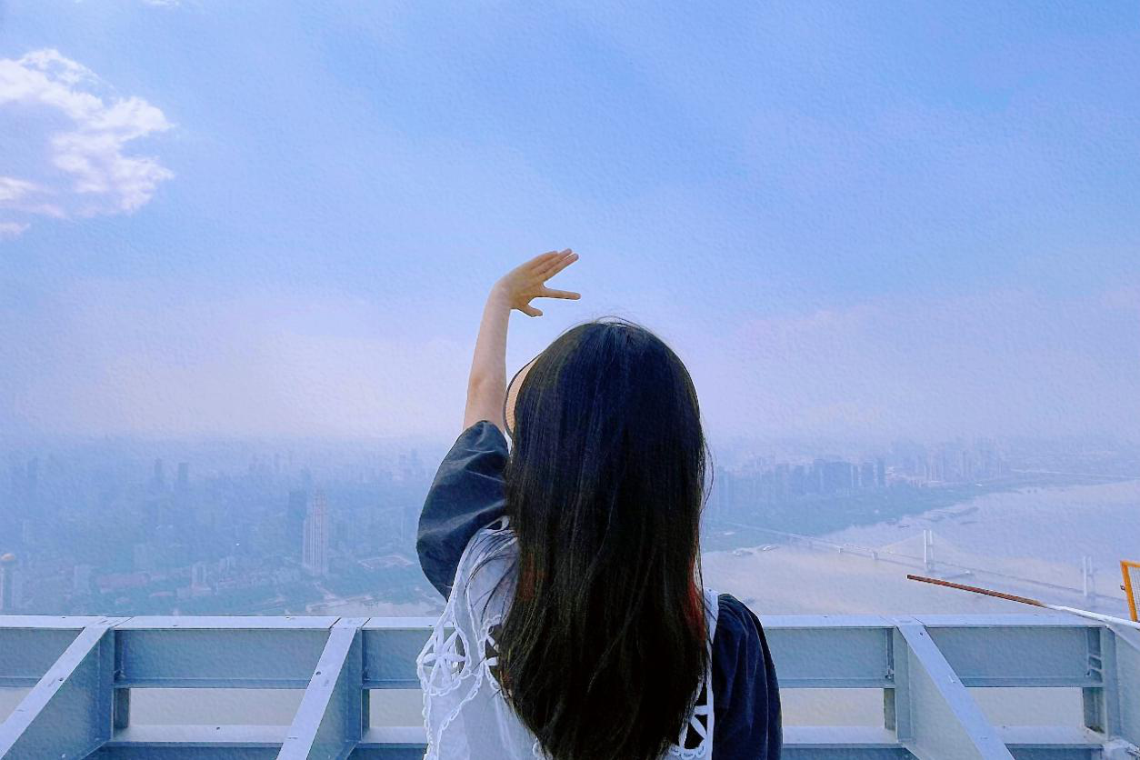 征集100名！打卡500米华中之巅 拍云端毕业照