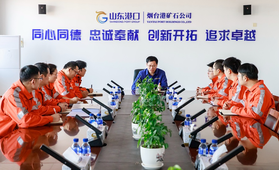 于新国创新工作室团队