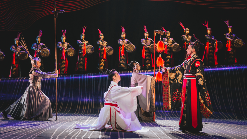  第七届中国—亚欧博览会“中外文化展示周”三场演出引关注——新疆的“云舞台”讲述世界的故事