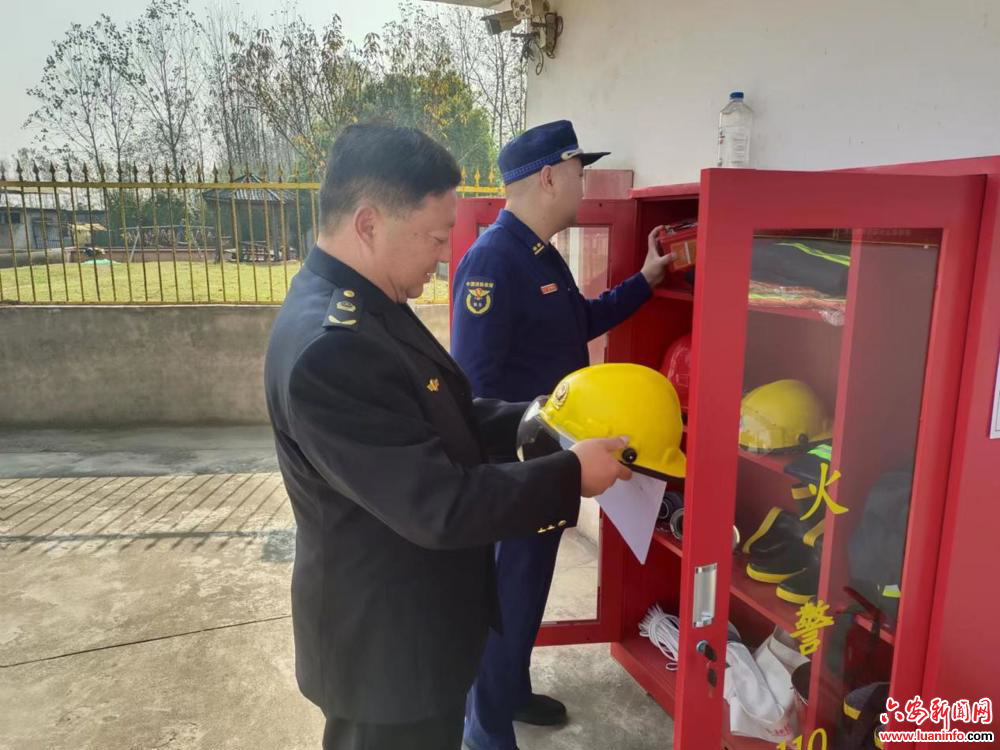 霍邱县市场监督管理局联合县消防救援大队开展消防产品质量专项检查