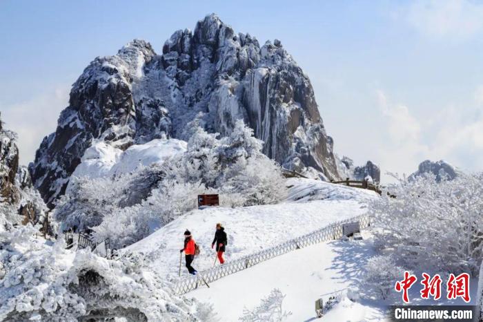 安徽黄山打出“组合拳” 旅游市场复苏回暖