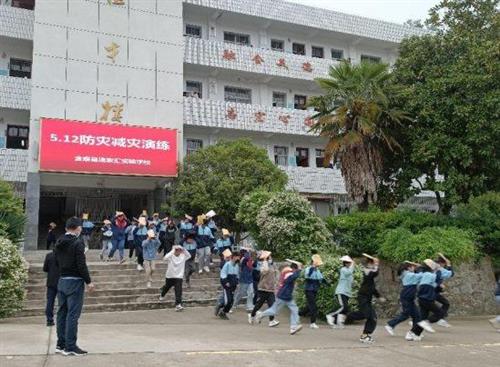 15a126690d543c6882c3751032fc1ba