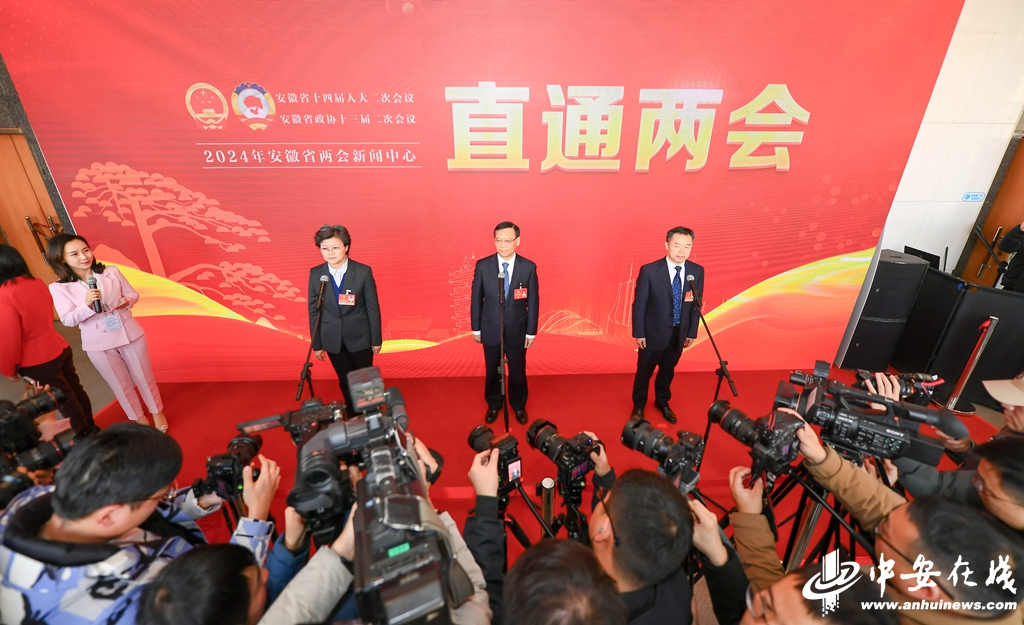 直通两会｜说发展 话未来 三位厅局长带来满满干货
