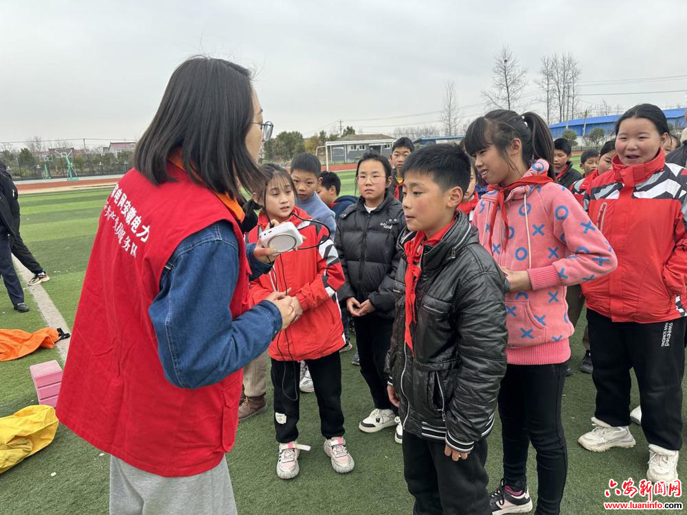 “六”力同心 守护未来——裕安区民政局赴韩摆渡陆集小学开展安全教育活动