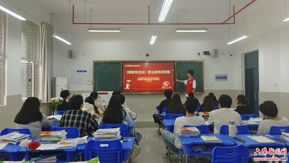 望城街道十里铺社区新时代文明实践站：“国家安全进校园 与法同行助成长”《国家安全法》宣传进校园