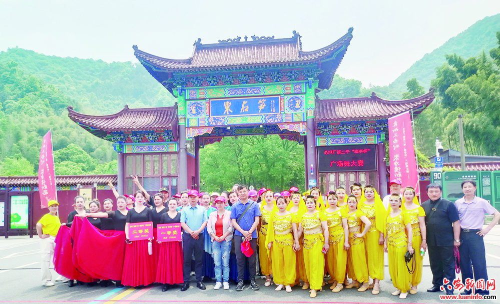 4bc6aa0e1155411cac8db985351a45aa.jpg 4bc6aa0e1155411cac8db985351a45aa.jpg