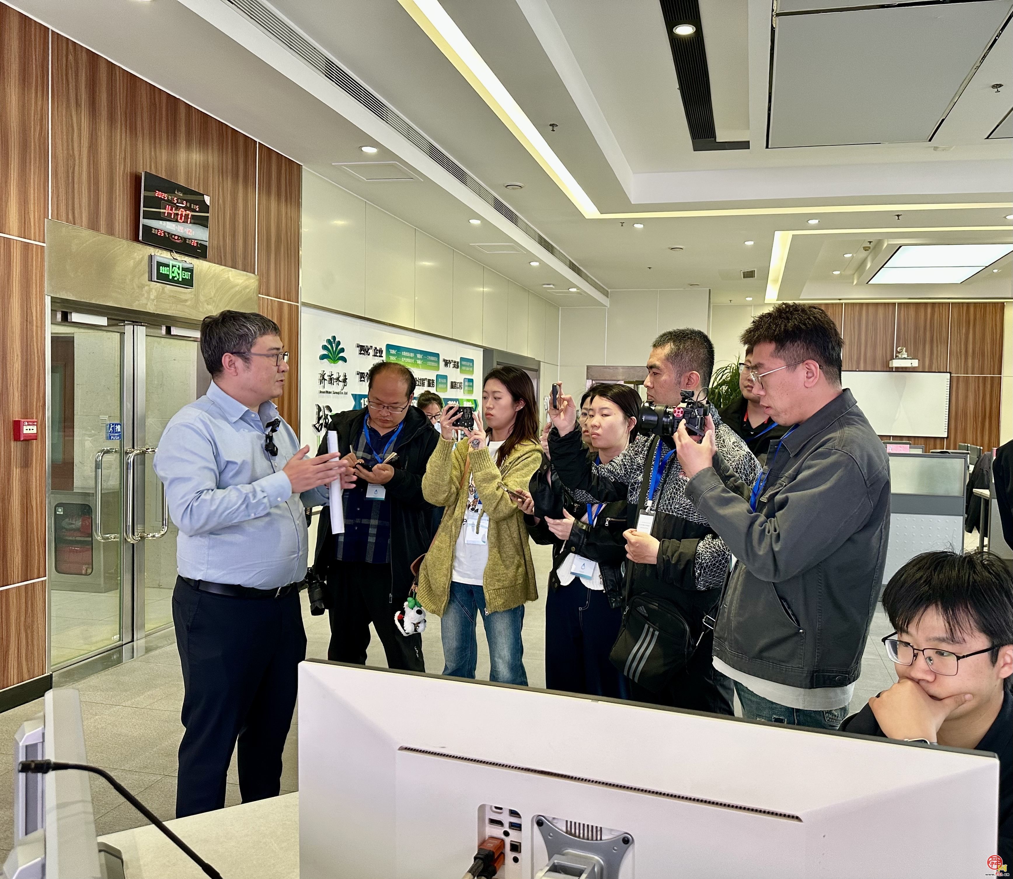 2025年全国节约用水宣传周｜济南“城市更新展新颜 节水护航美家园”媒体采风系列活动启动