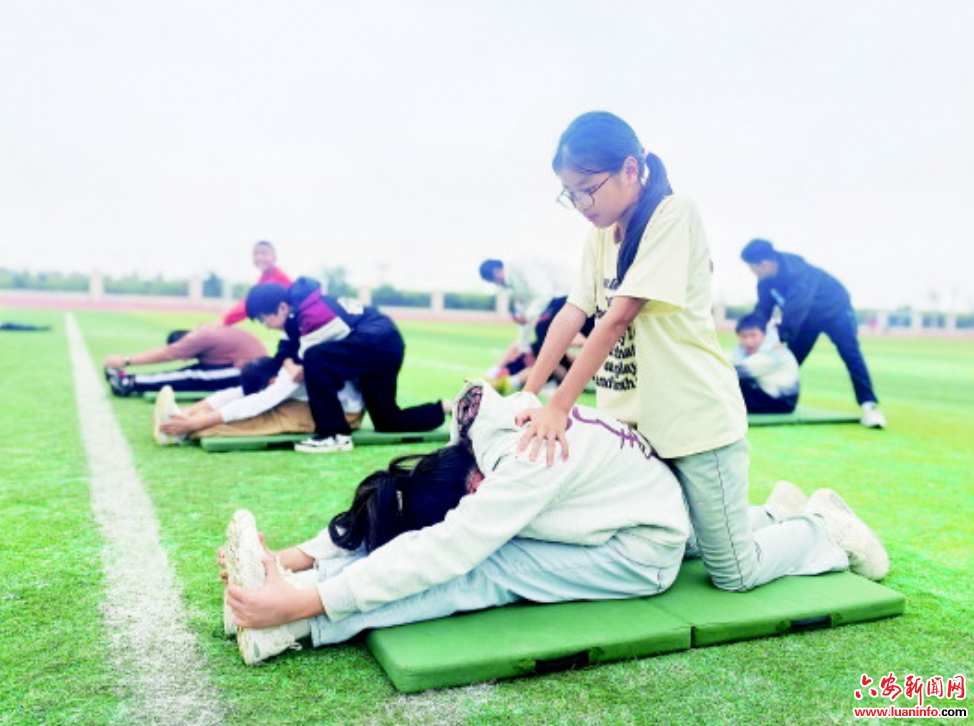 课间“变奏”为成长“增色”