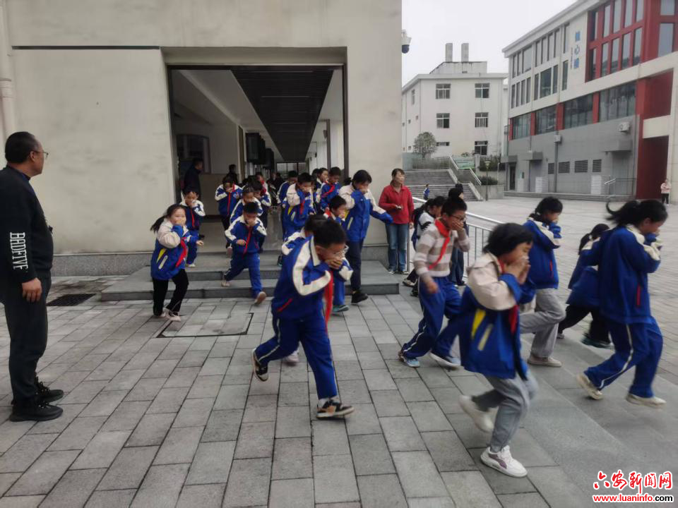 关注消防安全，共建美好校园