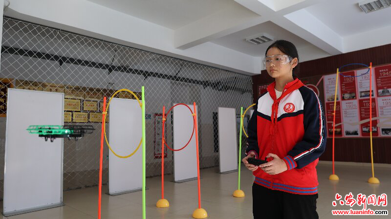 1d349131f1f946e4af8992cdd3ec9f81.jpg 1d349131f1f946e4af8992cdd3ec9f81.jpg