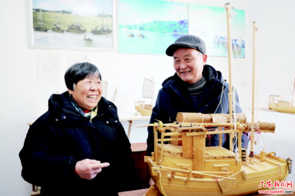 刻刀下的“行船往事”