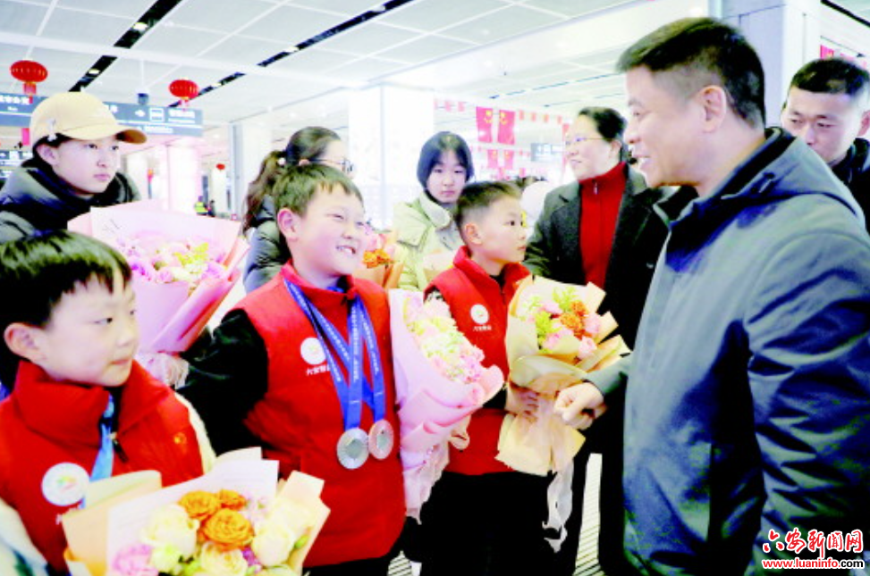 国赛扬威　载誉而归