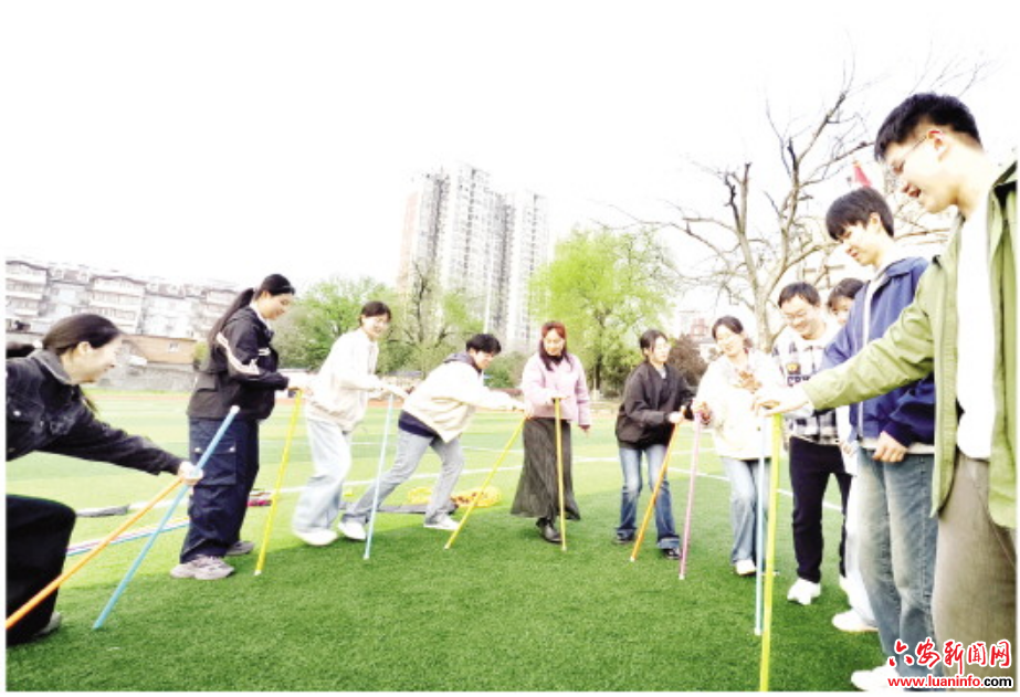 协作聚力 向阳成长