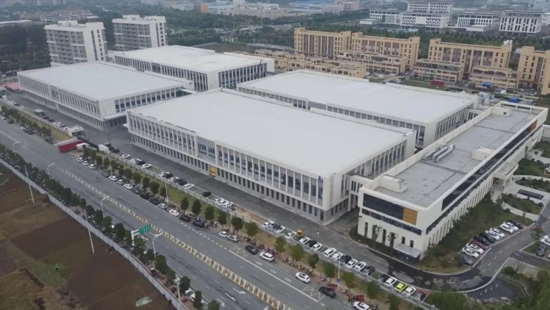 【创建一流营商环境】惠企政策“送上门” 服务企业“暖人心”