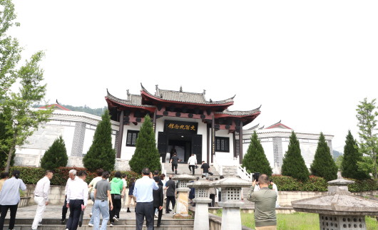 文翁故里焕新彩