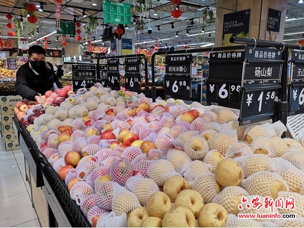 疫情防控期间 我市群众生活必需品供应充足