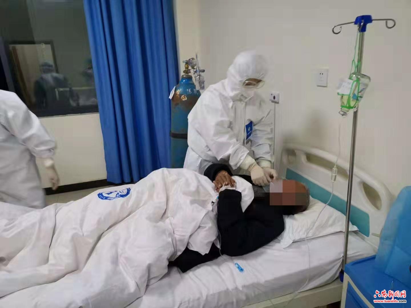 致敬“逆行“的天使——市四院第二批医疗队进驻金安发热门诊