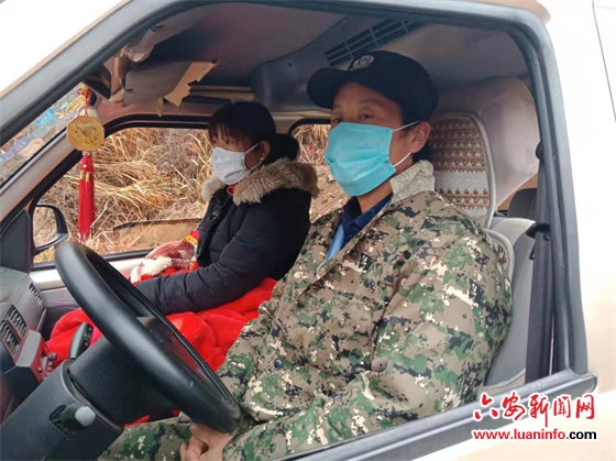 脱贫感恩守隘口  全家上阵齐战“疫”