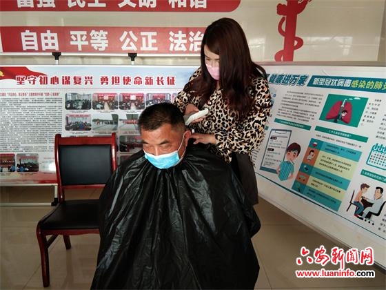 爱心义剪进基层　同心抗疫暖人心