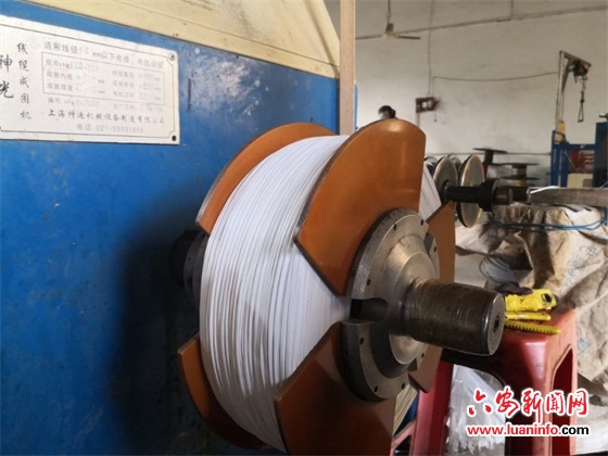 小小生产线   满满责任心