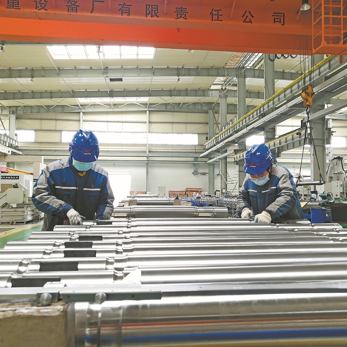 国外订单纷至沓来 “一带一路”施工正酣