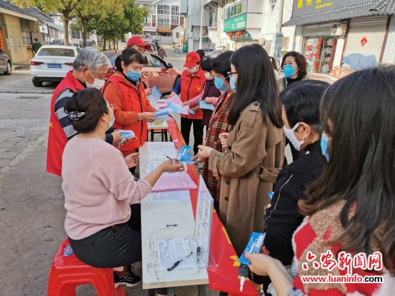 锥子庙社区：开展“片片口罩送关心”系列志愿服务活动