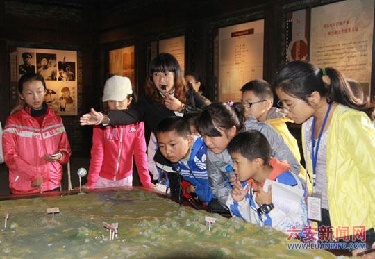 参观张家店战役纪念馆